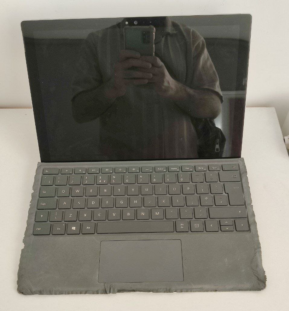 سرفیس پرو4i5 6300
