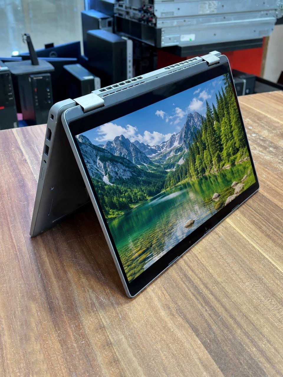 لپ‌تاپ DELL مدل  5330 TOUCH 360°