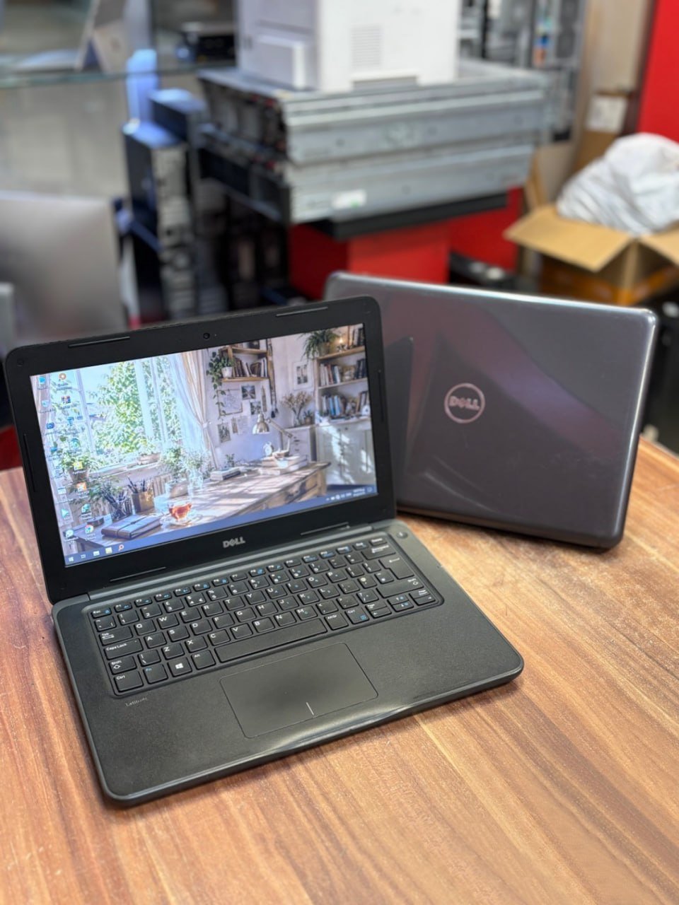 لپ‌تاپ DELL مدل  LATITUDE 3380