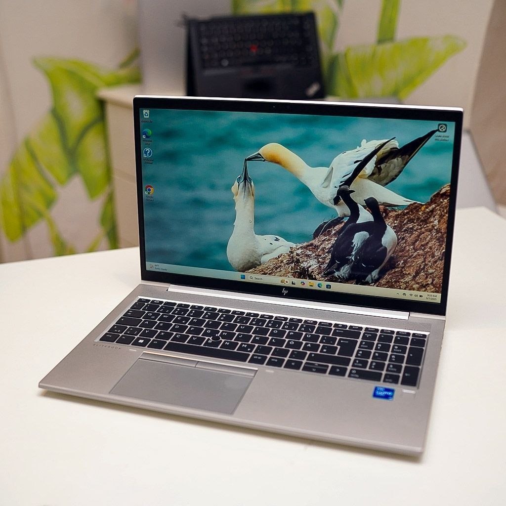 لپتاپ خیلی شیک نسل11 Hp G8