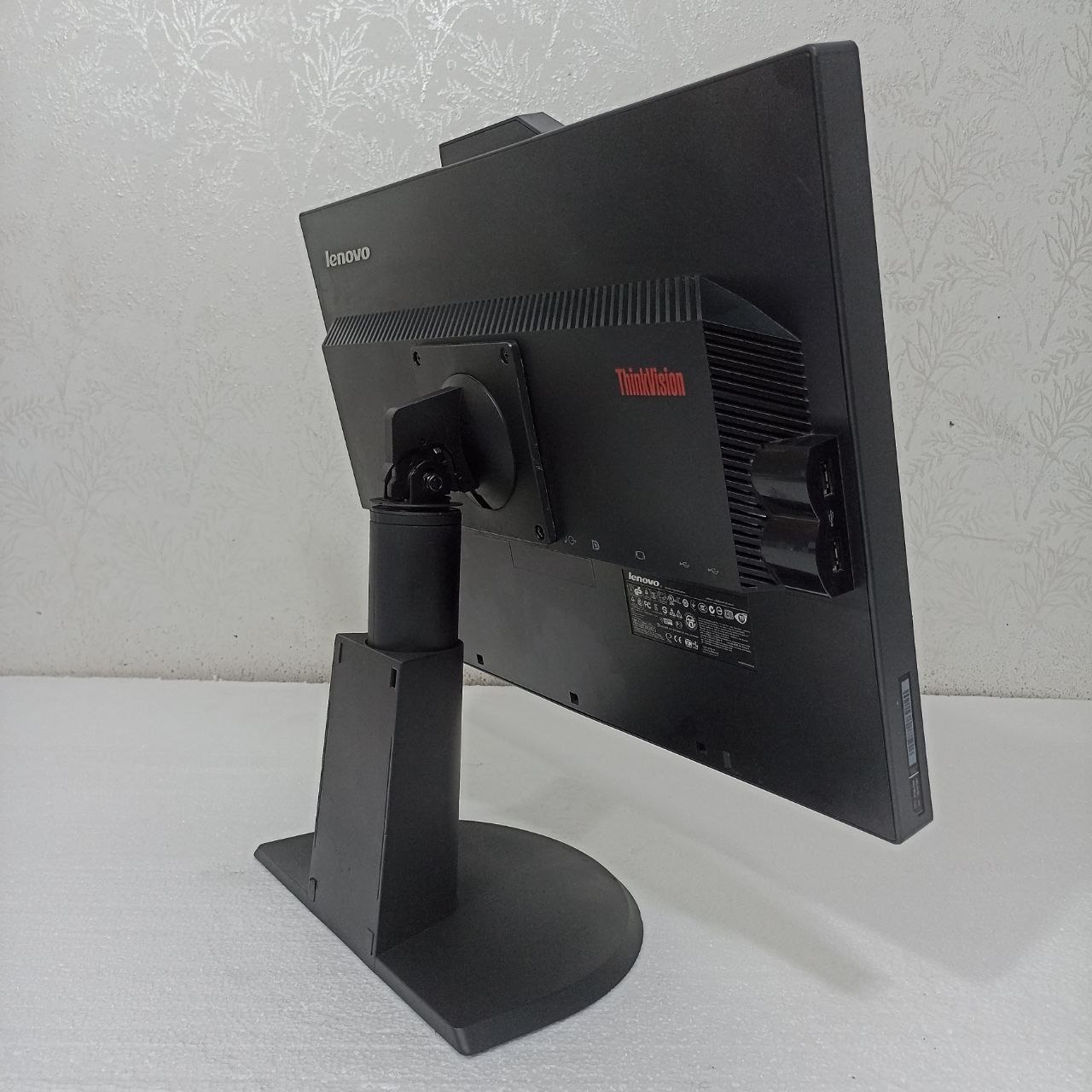 مانیتور 22 اینچ Lenovo LT2251xwd